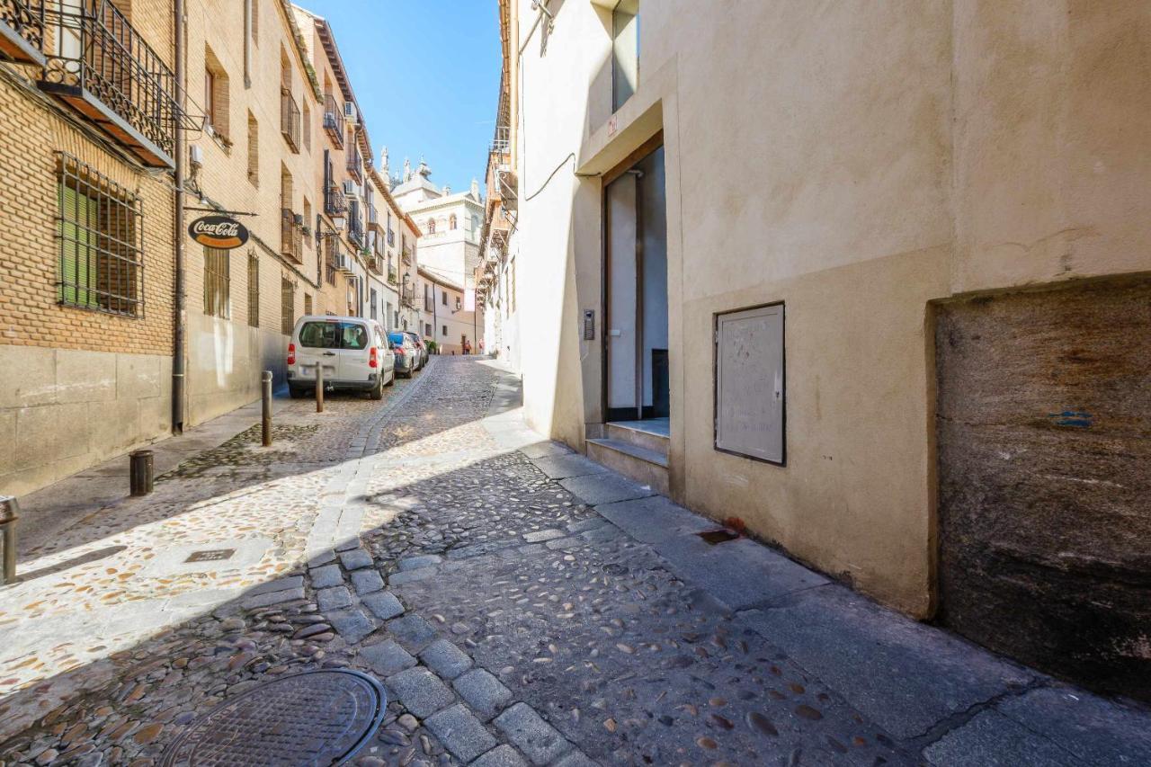 Apartamento Con Patio Junto A La Catedral By Toledo Ap エクステリア 写真