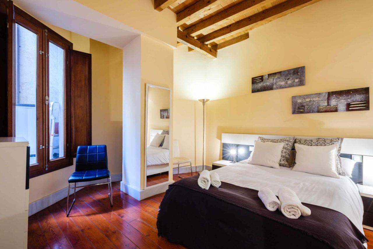 Apartamento Con Patio Junto A La Catedral By Toledo Ap エクステリア 写真