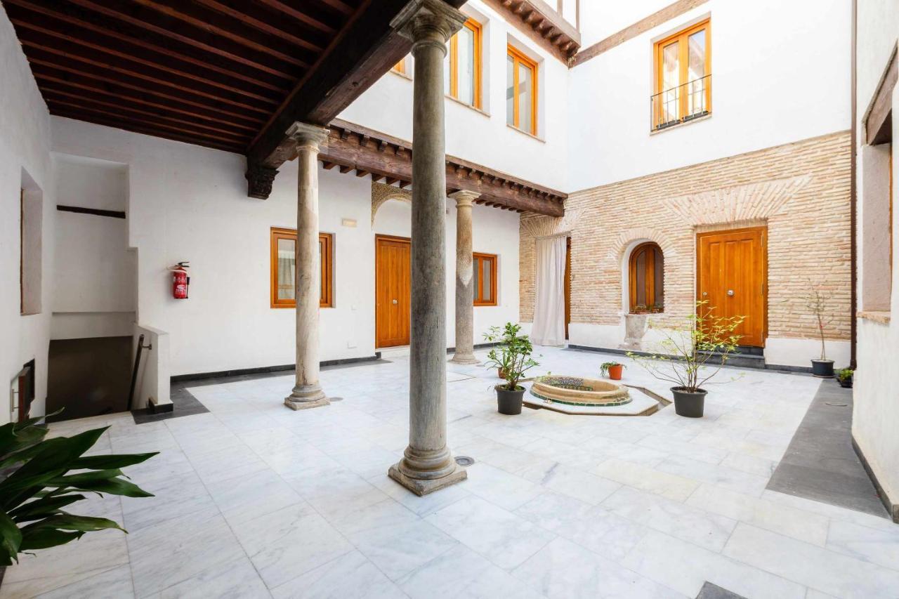 Apartamento Con Patio Junto A La Catedral By Toledo Ap エクステリア 写真